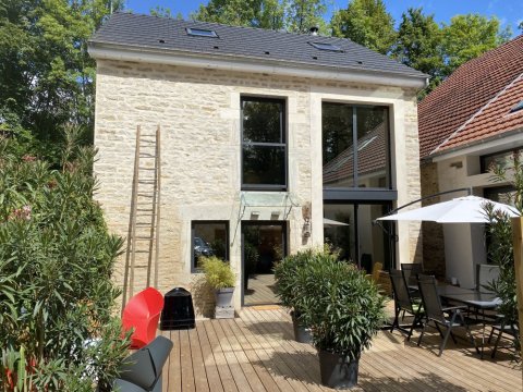 Rénovation d'intérieur d'un gîte à Courtivron