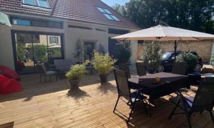 Rénovation d'un gîte à Courtivron: LES DEPENDANCES - LA GRANGE
