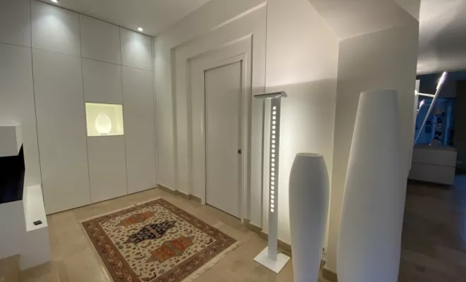Extension d'une habitation de 35 m² pour la création d'une pièce d'entrée., Dijon, Kréatitud Design d’intérieurs