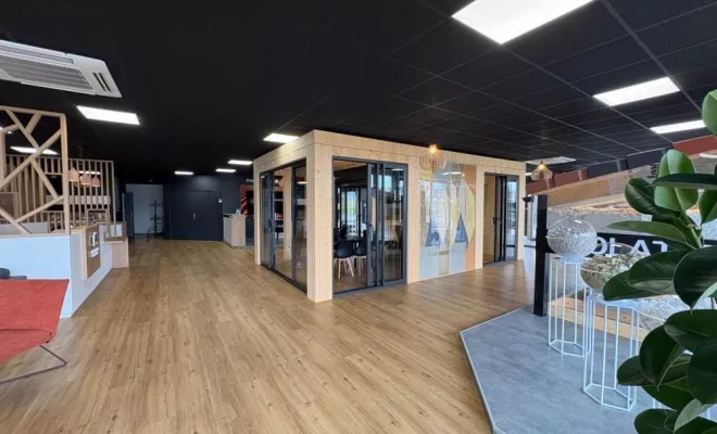 ISOLE PLUS - show-room de présentation de solutions de revalorisations énergétiques - Marsannay la Côte, Dijon, Kréatitud Design d’intérieurs