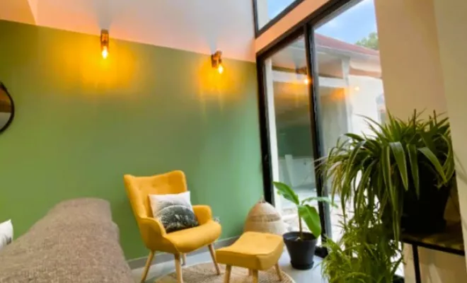 Rénovation d'un gite à Courtivron: LES DEPENDANCES - L'ECURIE, Dijon, Kréatitud Design d’intérieurs