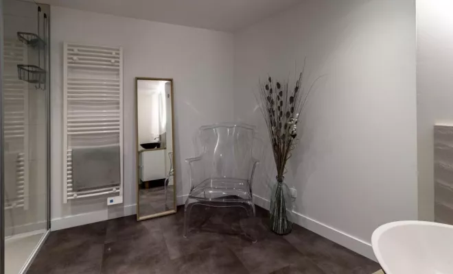 Rénovation d'un gîte à Courtivron: LES DEPENDANCES - LA GRANGE, Dijon, Kréatitud Design d’intérieurs