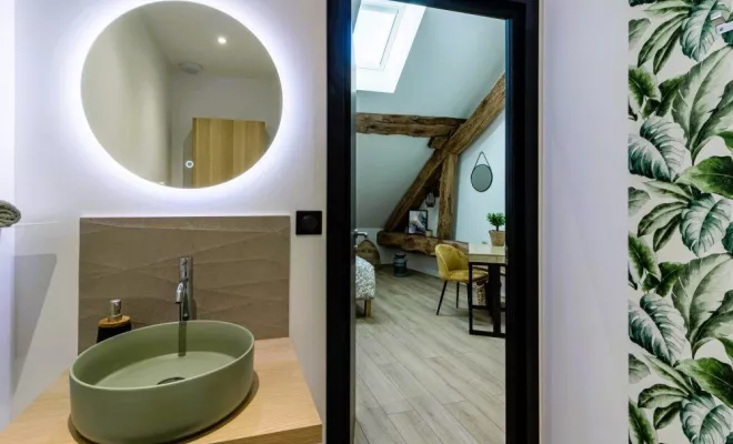 Rénovation d'un gîte à Courtivron: LES DEPENDANCES - LA GRANGE, Dijon, Kréatitud Design d’intérieurs